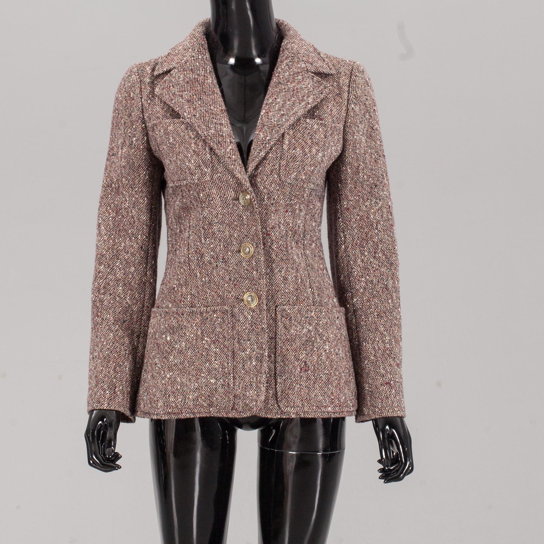 KAVAJ, Yves Saint Laurent.