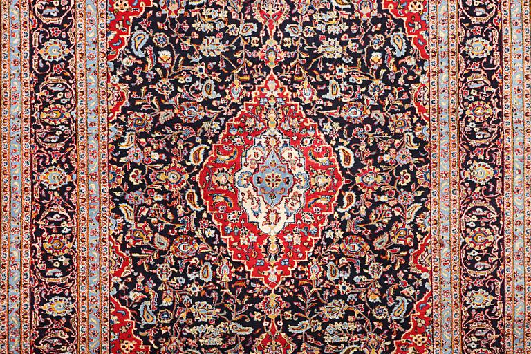 Matta, Keshan, ca. 343 x 254 cm.