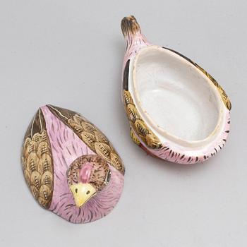 A faiance butter tureen with cover, 18th/19th century.