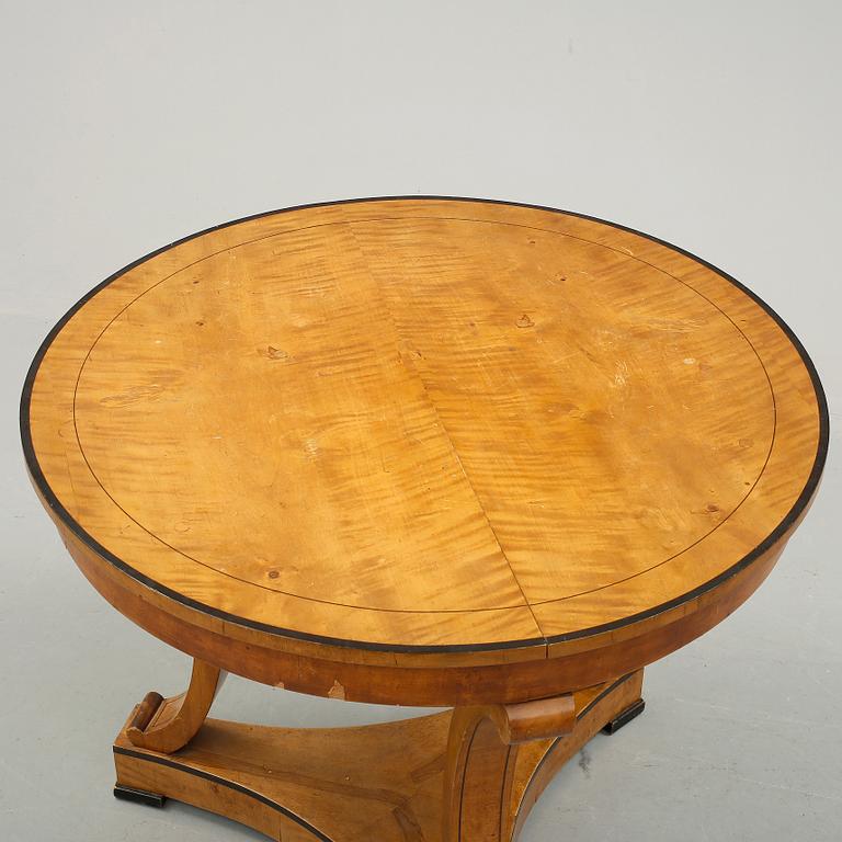 BORD, Karl Johan, 1800-talets första hälft.