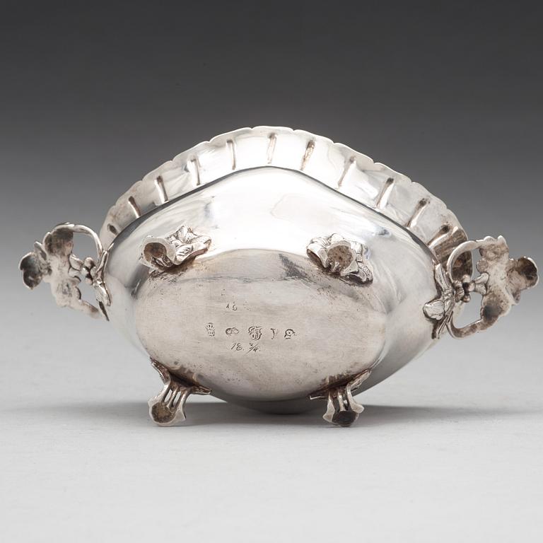 A Swedish 18th century parcel-gilt silver bowl, marked Johan Fagerberg, Karlskrona 1781.