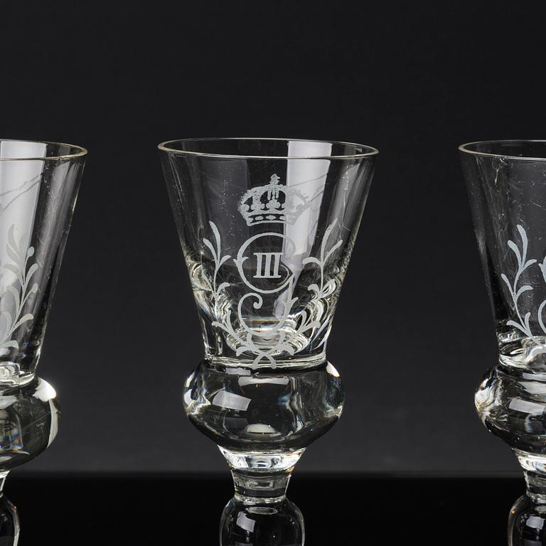 SNAPSGLAS, 8 st, "Gustav III", Reijmyre Glasbruk, 1900-talets andra hälf.