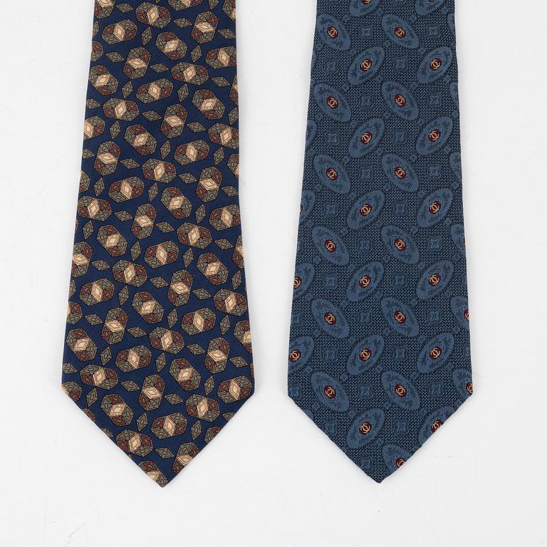 Chanel, two silk ties.