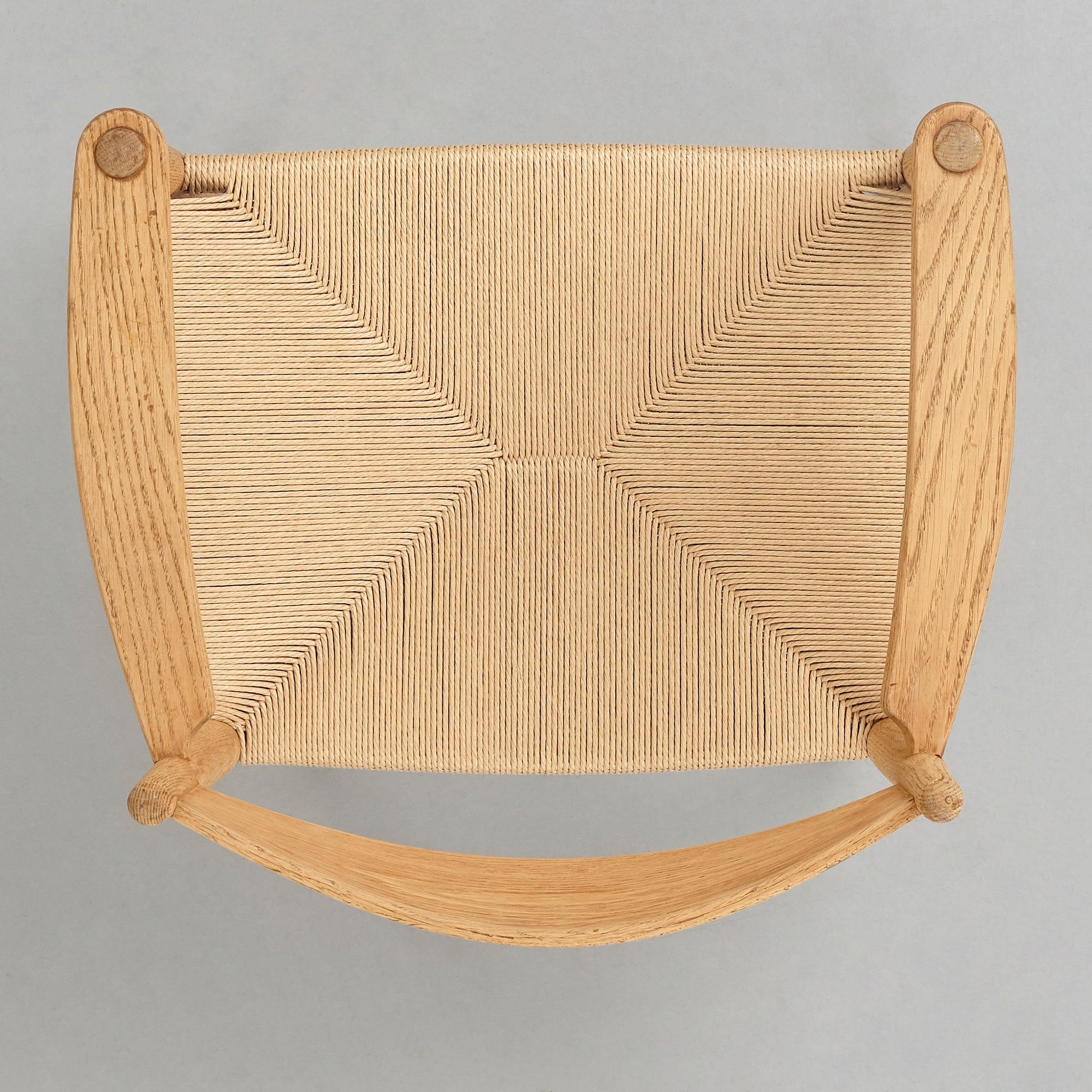 HANS J WEGNER, a "CH37" chair for Carl Hansen & Søn, Denmark, 1950-60's.