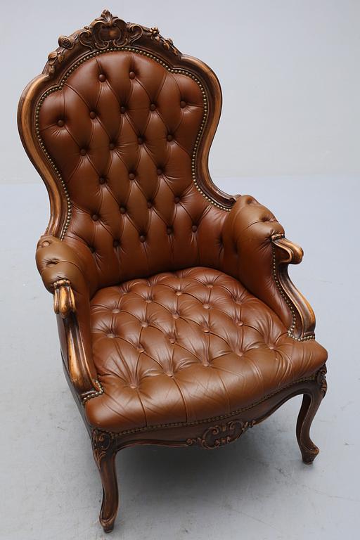 FÅTÖLJER, nyrokokostil, omkring 1900-talets mitt.