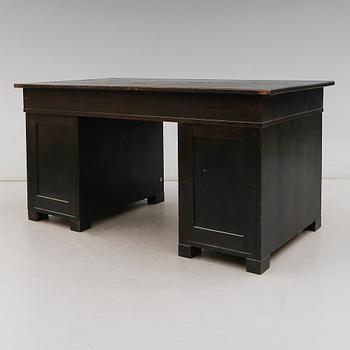HURTSSKRIVBORD, 1900-talets första hälft.