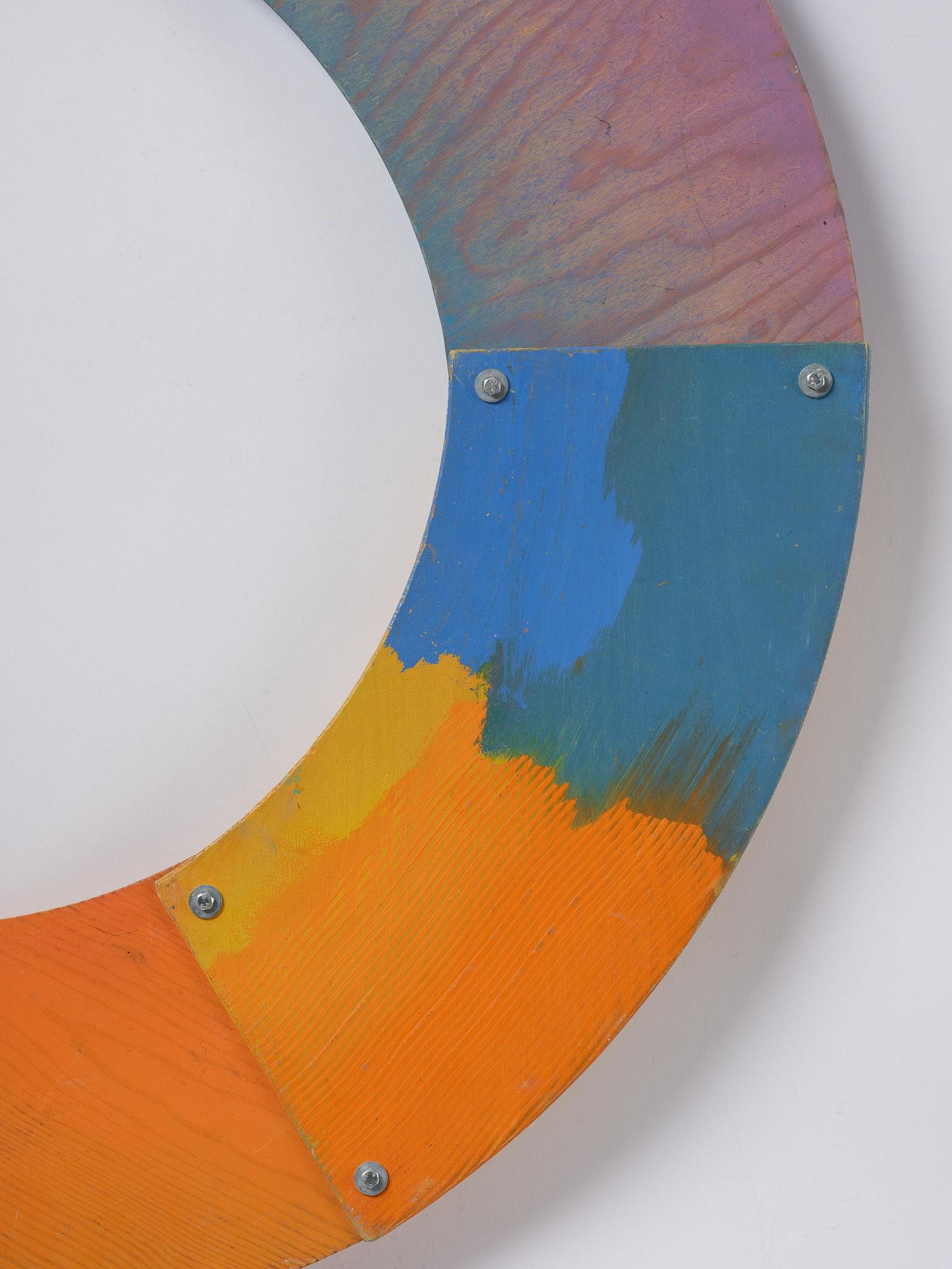 Enno Hallek, "Open String".