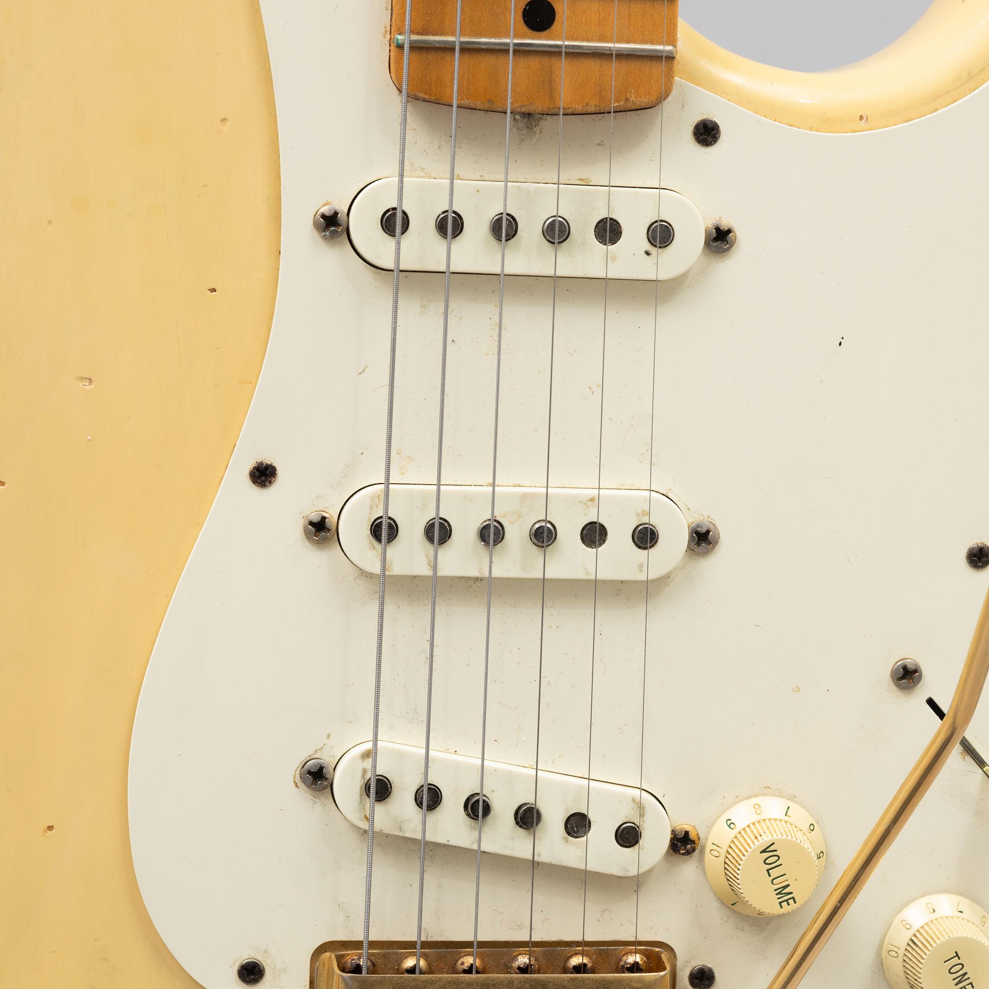 Fender, "Stratocaster", "Custom Relic", "CS50", electric guitar, 1997, USA.