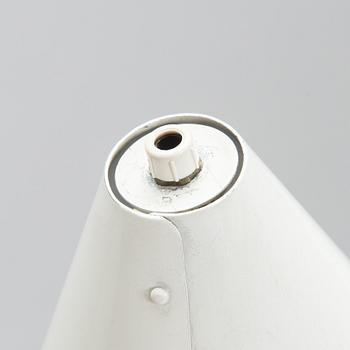 Paavo Tynell, golvlampa, modell K10-10, Idman, 1900-talets mitt.
