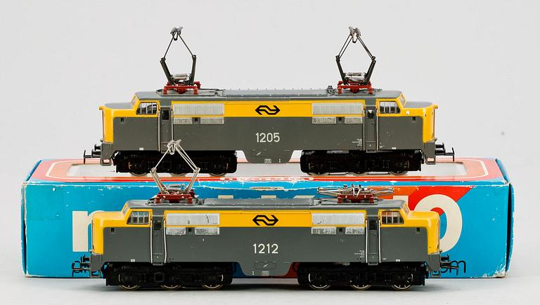LOK, 2 x "3055", version 1205 resp 1212, Märklin, 1900-talets andra hälft.