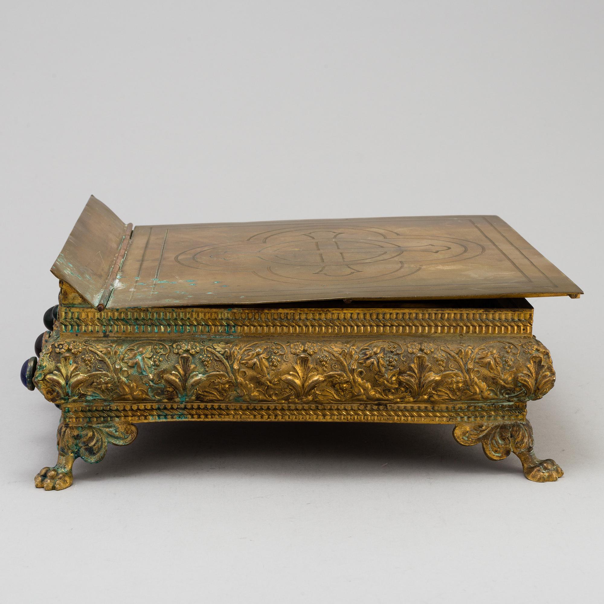 BOKSTÄLL, mässing, 1800-talets andra hälft.