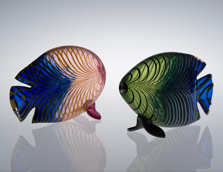 KERTTU NURMINEN, A SET OF TWO GLASS SCULPTURES. Fish. Sign. K. Nurminen, Nuutajärvi. Early 1990s.