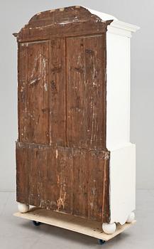 SKÅP, rokokostil, 1800-talets första hälft.