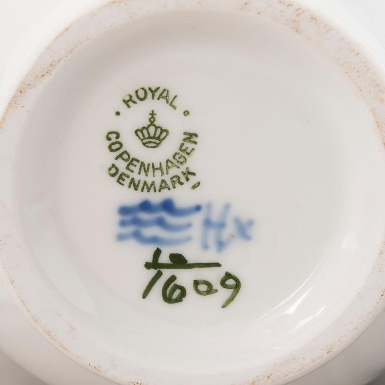 ROYAL COPENHAGEN, A 40-piece set of 'Blå Blomst" tablewear, second half of the 20th century.