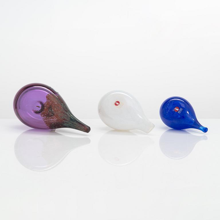 Oiva Toikka, lasilintuja, 3 kpl, signeerattu O. Toikka Nuutajärvi.