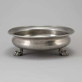 A pewter bowl by Anna Petrus, Firma Svenskt Tenn, 1929.