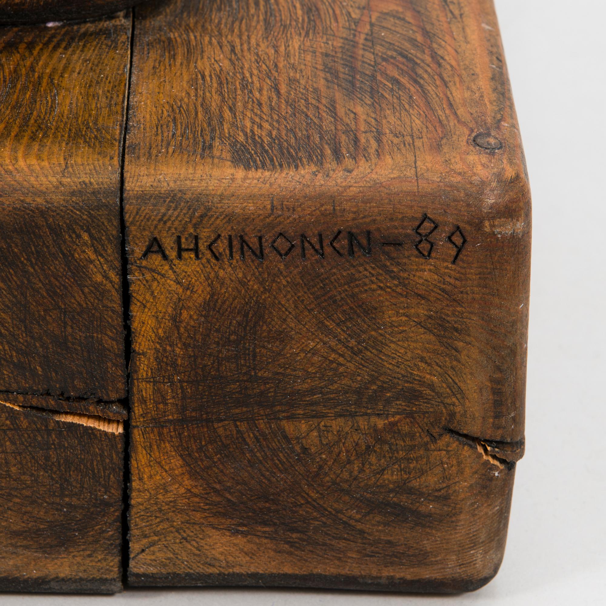 ARVO HEINONEN, sculpture, wood, signed and dated -89.
