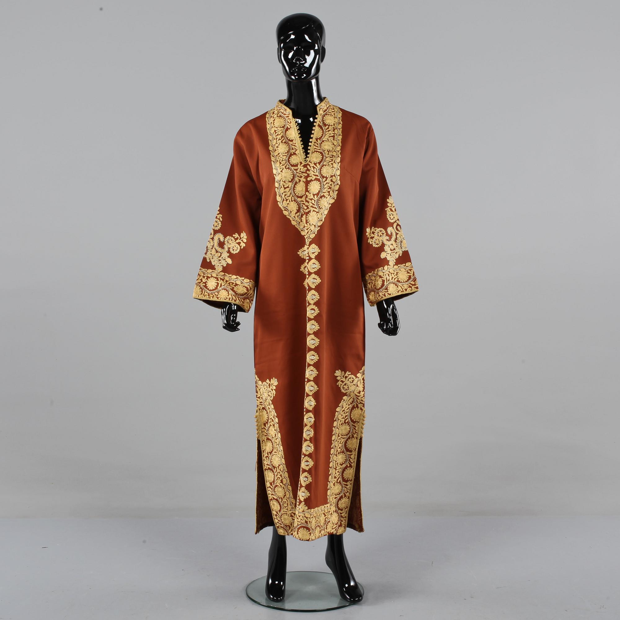 KAFTAN, mellanöstern, 1900-talets andra hälft.