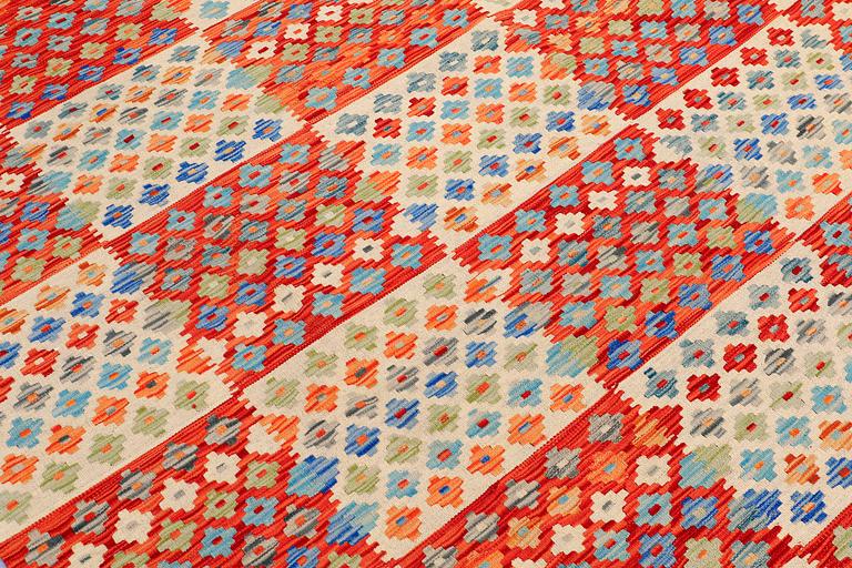 MATTO, Kilim, ca 291 x 200 cm.