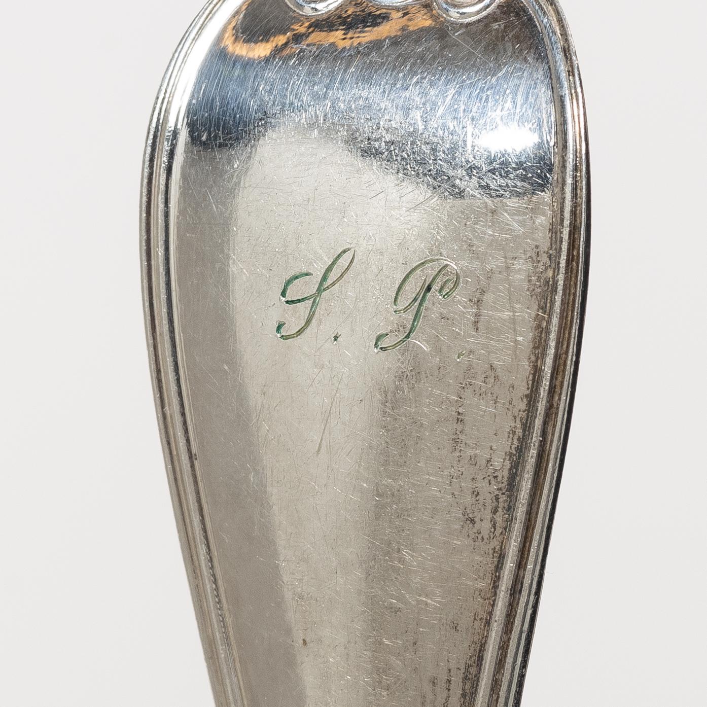 Dinner spoons, 12 pcs, as well as tea spoons, 12 pcs, silver, old French, mostly CF Carlman, Stockholm 1897-1898.