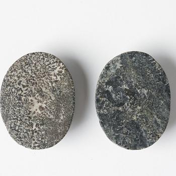 A pair of Swedish Empire 'Kolmård' marble salts, early 19th century.