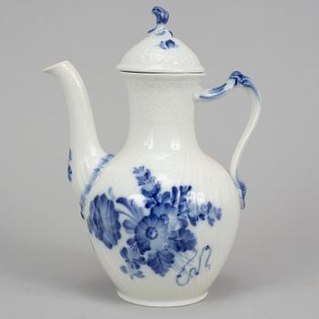 Royal Copenhagen, 28 pcs service.