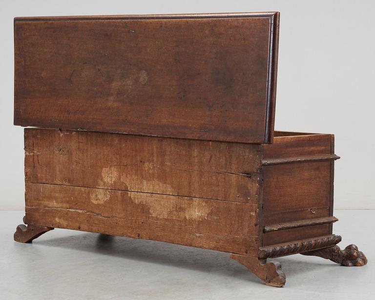 CASSONE, renässansstil, Italien, 1700-tal.