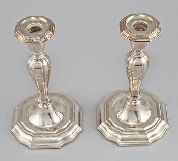 LJUSSTAKAR, ett par, silver, GAB, Stockholm, 1966.