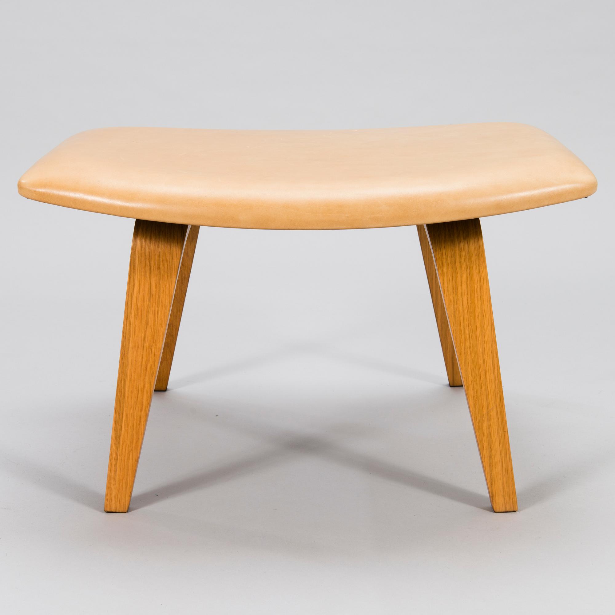 EERO SAARINEN, a 'Grasshopper' armchar and ottoman manufactured under licens by Tetrimäki Finland.