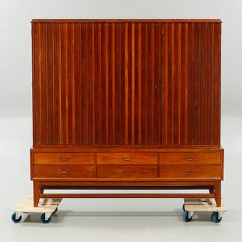 A drawer, model 794, designed by Adolf Relling at Rastad & Relling Tegnekontor in 1947.