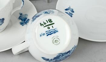 SERVISDELAR, 16 delar, porslin, "Blå blomst", Royal Copenhagen.