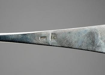 BESTICKDELAR, 22, olika mästare och ålder samt modell, bland annat Carl Tengstedt, Göteborg 1833. Vikt ca 918 gram.