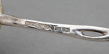 PARTI SILVER, 17 delar, bl.a Gustaf Dahlgren, Malmö, 1866. Total vikt ca 489 gram.