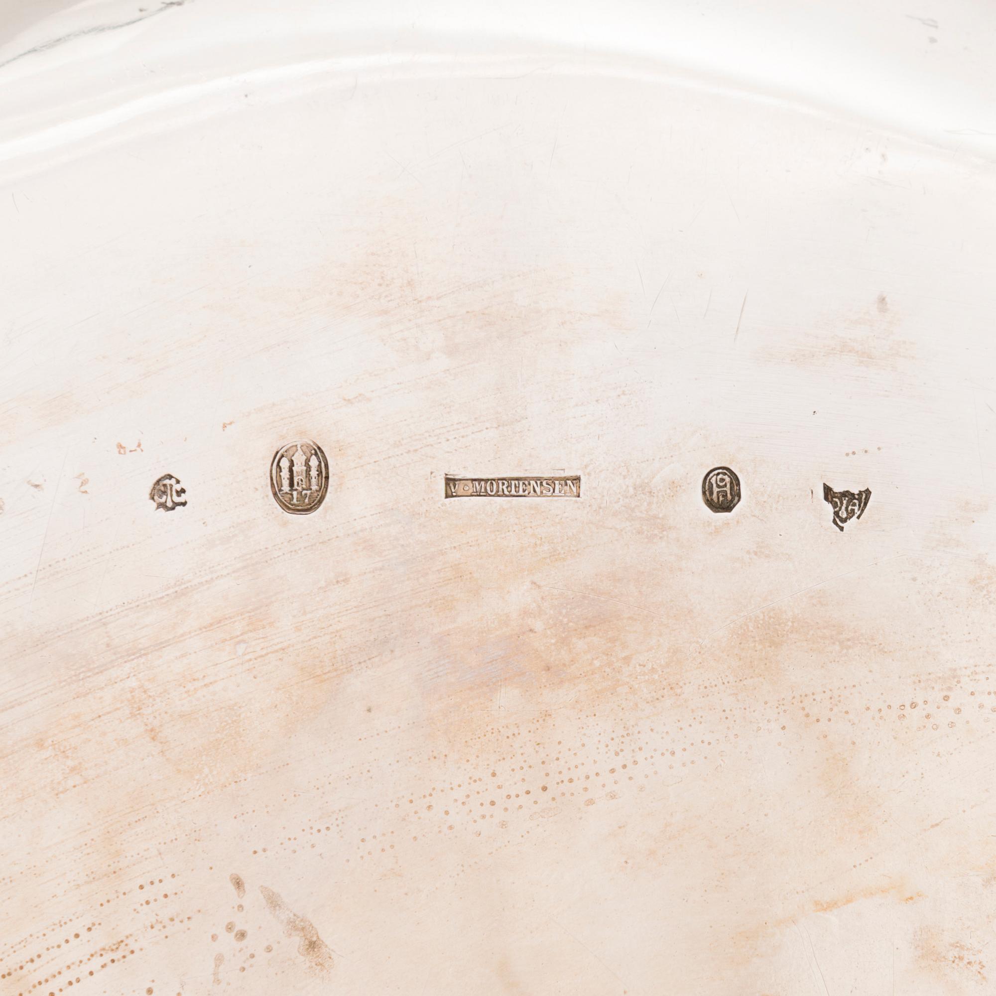 TARJOTIN, hopeaa, V. Mortensen, Christian F. Heise, Tanska 1917.