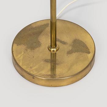 Paavo Tynell, golvlampa, Idman 1900-talets mitt.