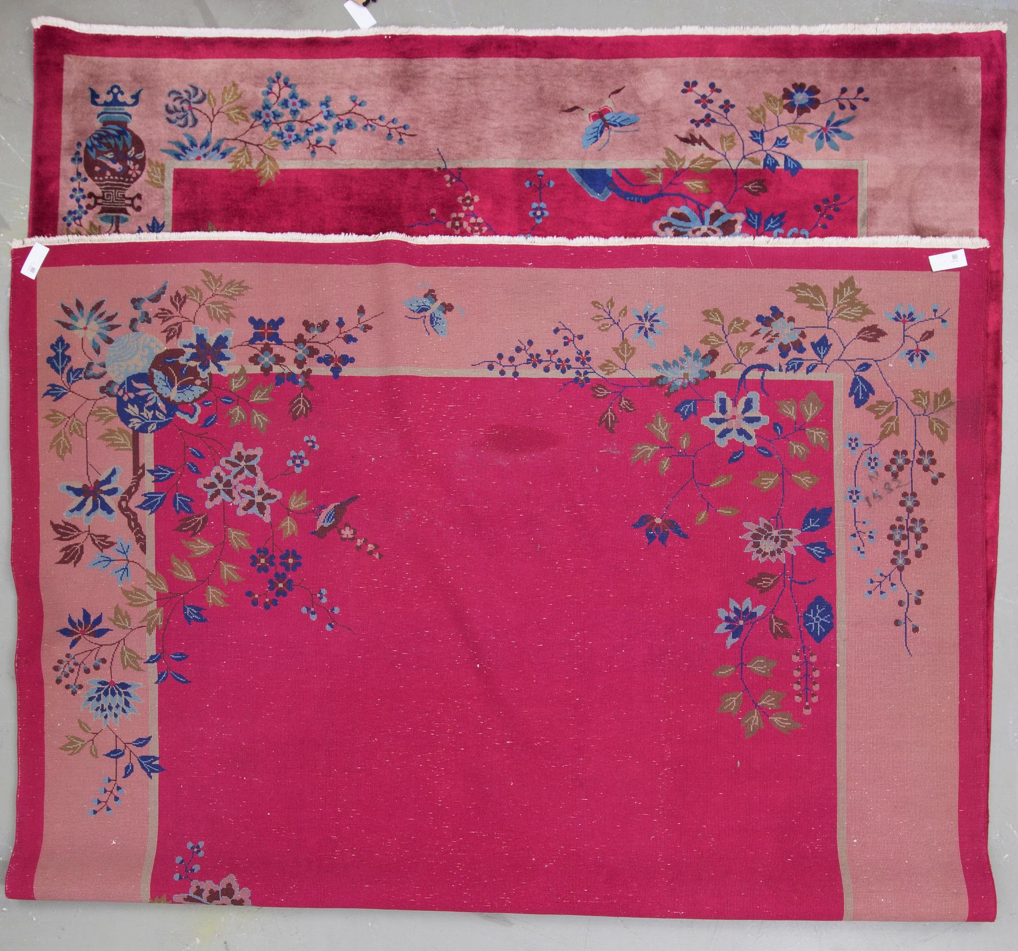 MATTA, Kina. Ca 423x264 cm.