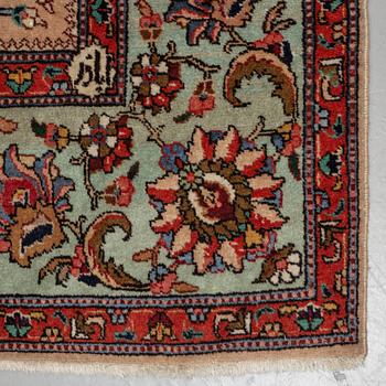 A CARPET, Old Tabriz, ca 328,5 x 239 cm.