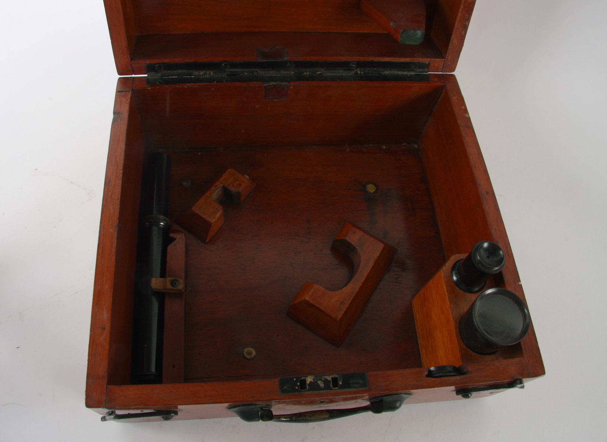 SEXTANT i schatull, F Smith & Son, Southhampton.