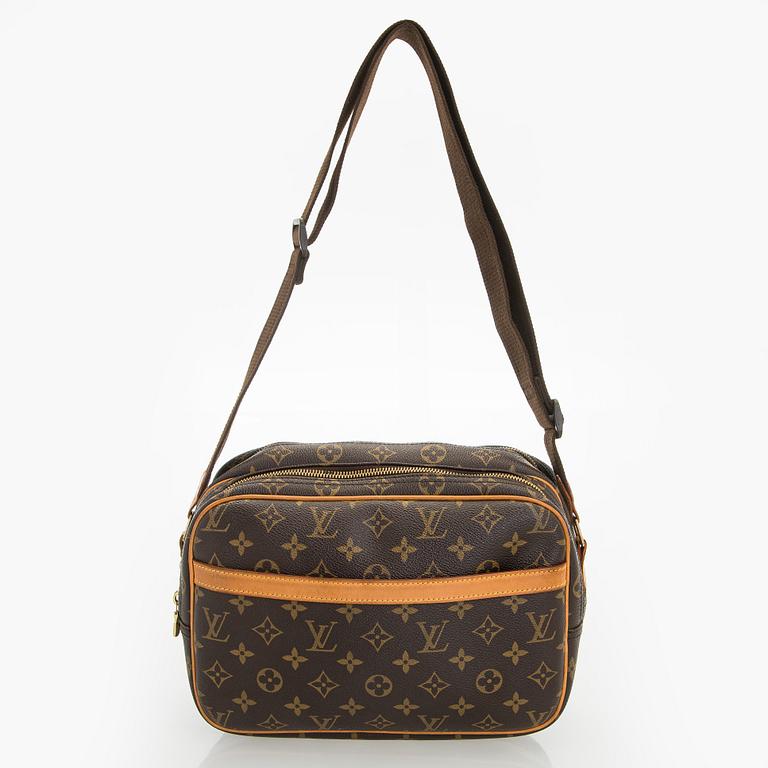 Louis Vuitton, a Monogram Canvas 'Reporter PM' shoulder bag.