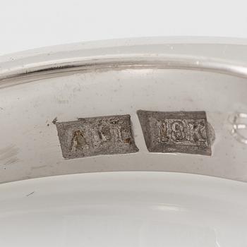 Ring in 18K white gold set with a brilliant-cut diamond weighing 0.49 ct according to the engraving.