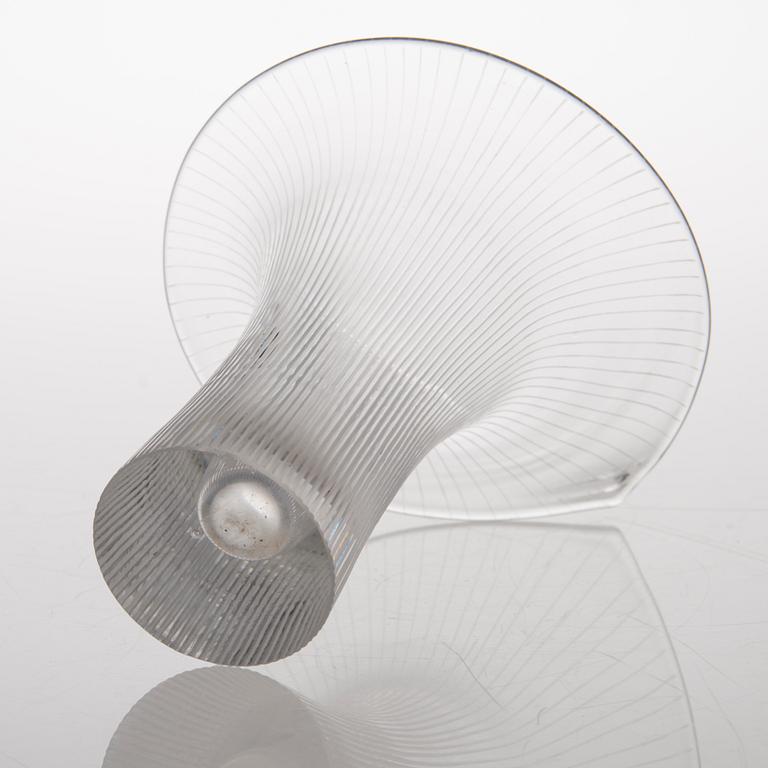 TAPIO WIRKKALA, VAS, glas, "Kantarell", signerad Tapio Wirkkala Iittala -56.