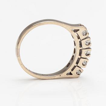 Ring, 18K guld, diamanter 0.34 ct tot enligt gravyr.