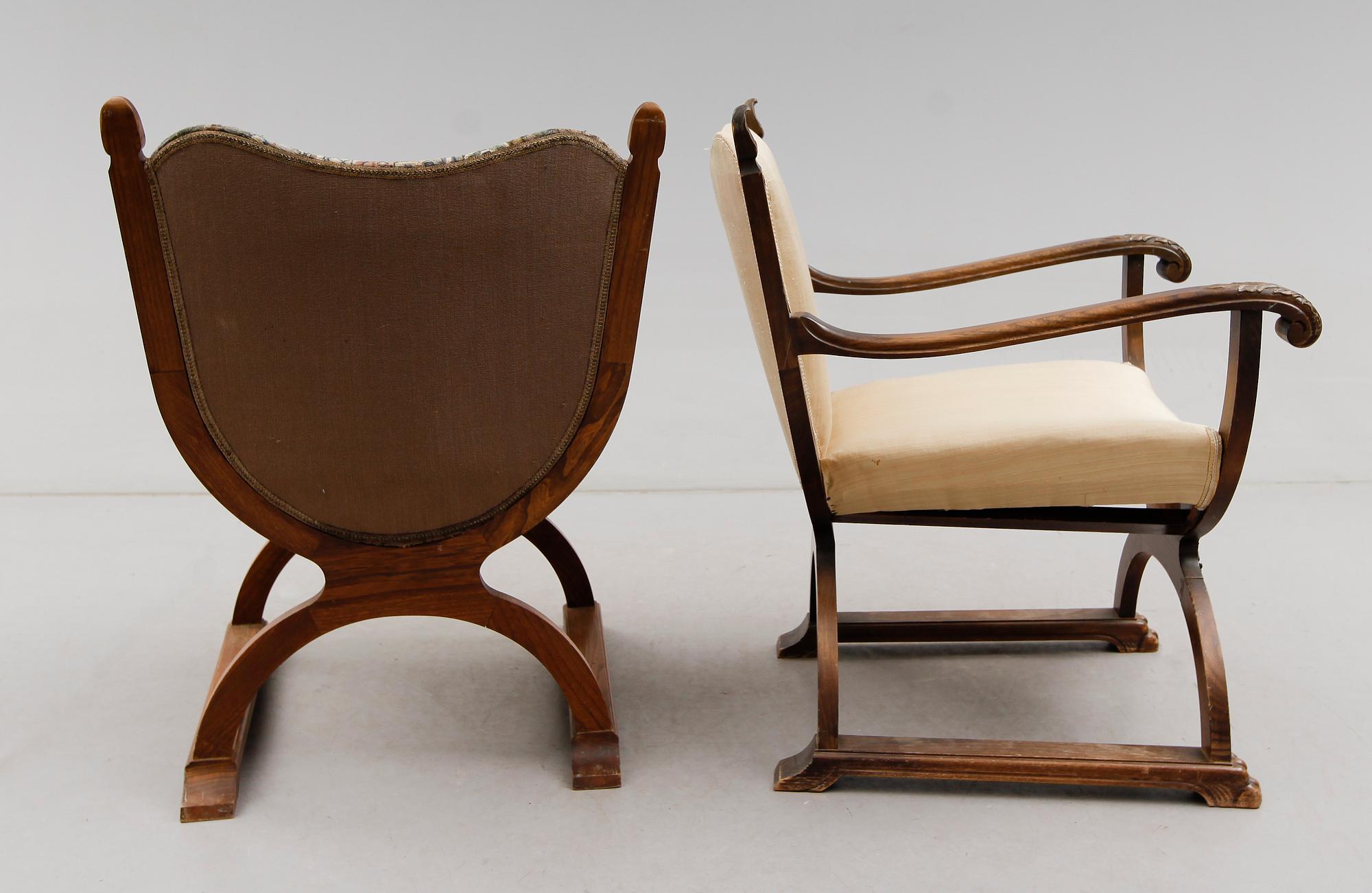 KARMSTOLAR, 1 par, renässansstil, 1900-talets början.