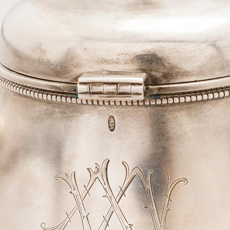 KAFFESERVIS, 3 delar, silver, Aleksander B. Lyubavin, S:t Petersburg, kring sekelskiftet 1900.