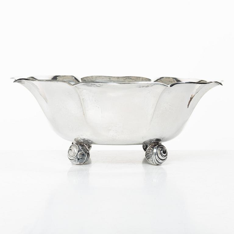 A silver bowl, Norway, 1930.
