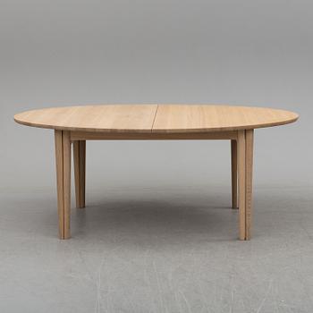SKOVBY MÖBLER, matbord  SM78, med 4 iläggsskivor, 2000-tal.