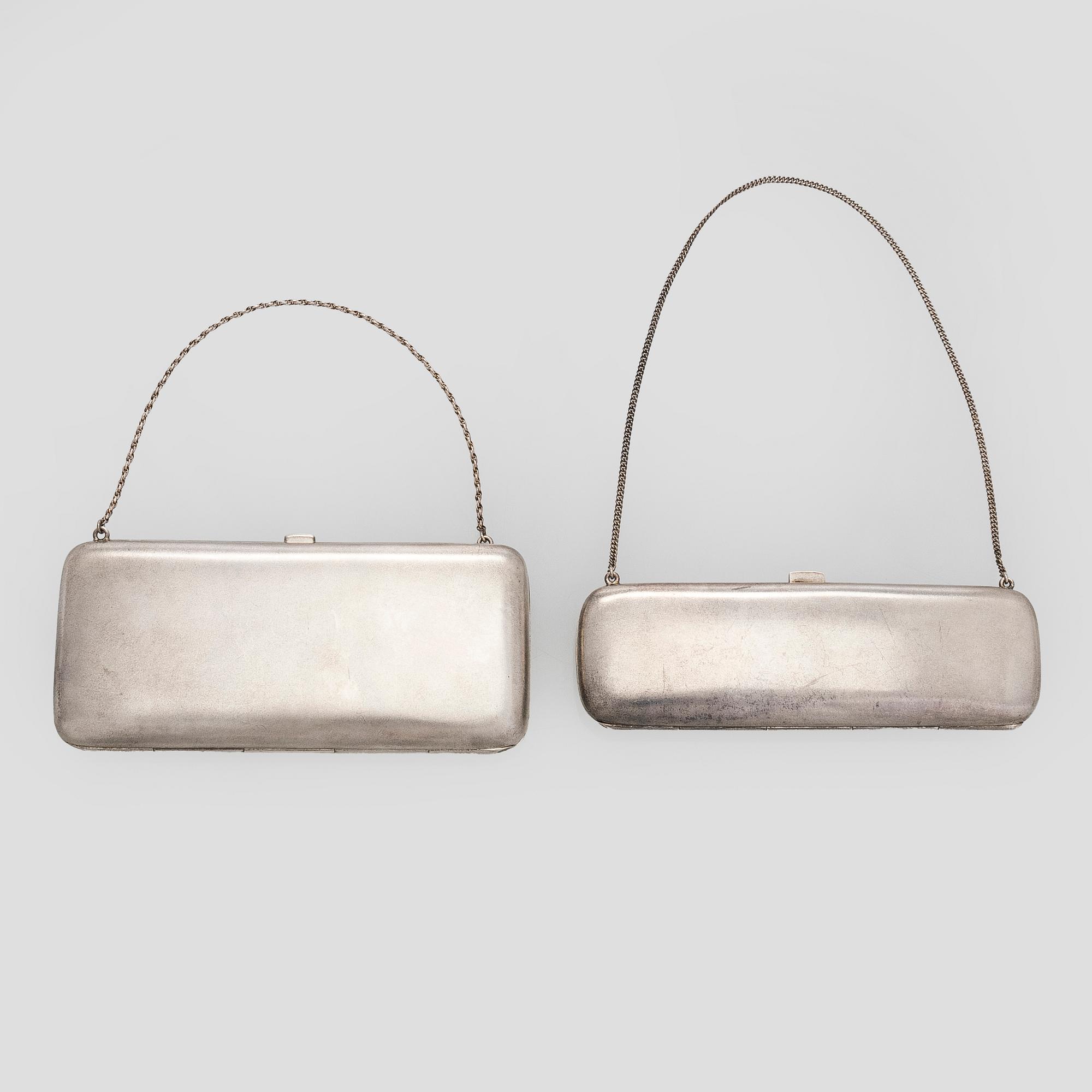 A set of two silver evening cases, A. Feltmarsch, Hanko, 1921 ja Karl Viktor Öberg, Hanko, 1925.