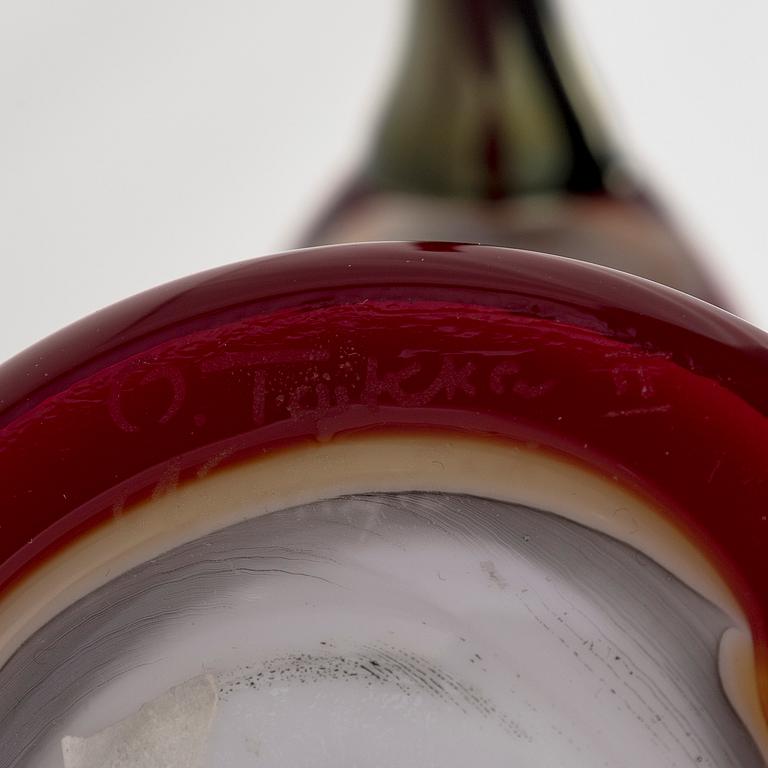 Oiva Toikka, a 'Red Ibis' glass bird, second quality, signed O. Toikka Nuutajärvi II.