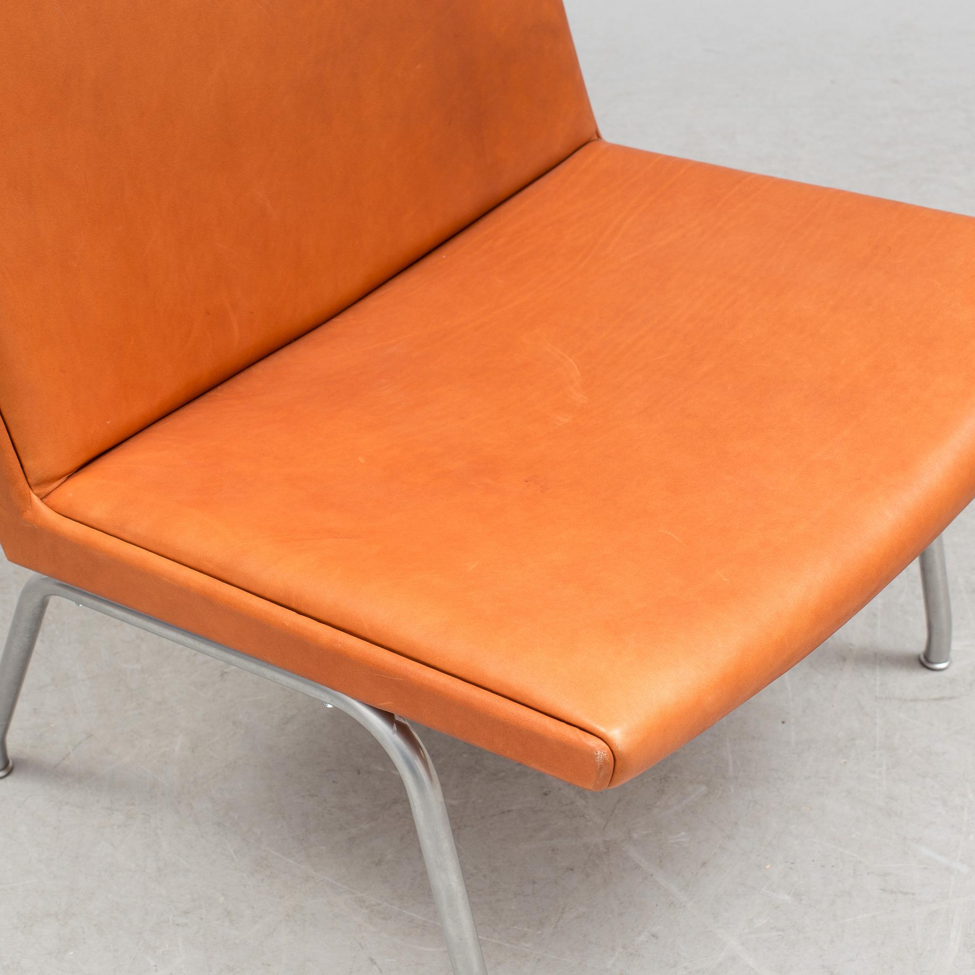 HANS J. WEGNER, "Lufthavnsstol model AP 40", AP-stolen.