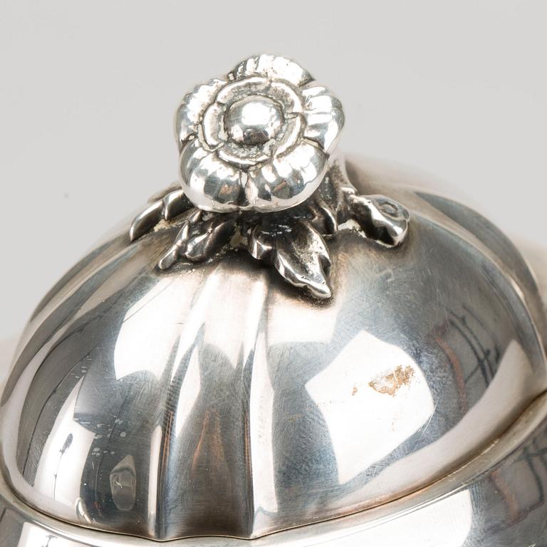 NORDISK SILVERKONST AB. silver, 3 delar, Helsingborg 1952.  Vikt ca 807 g.